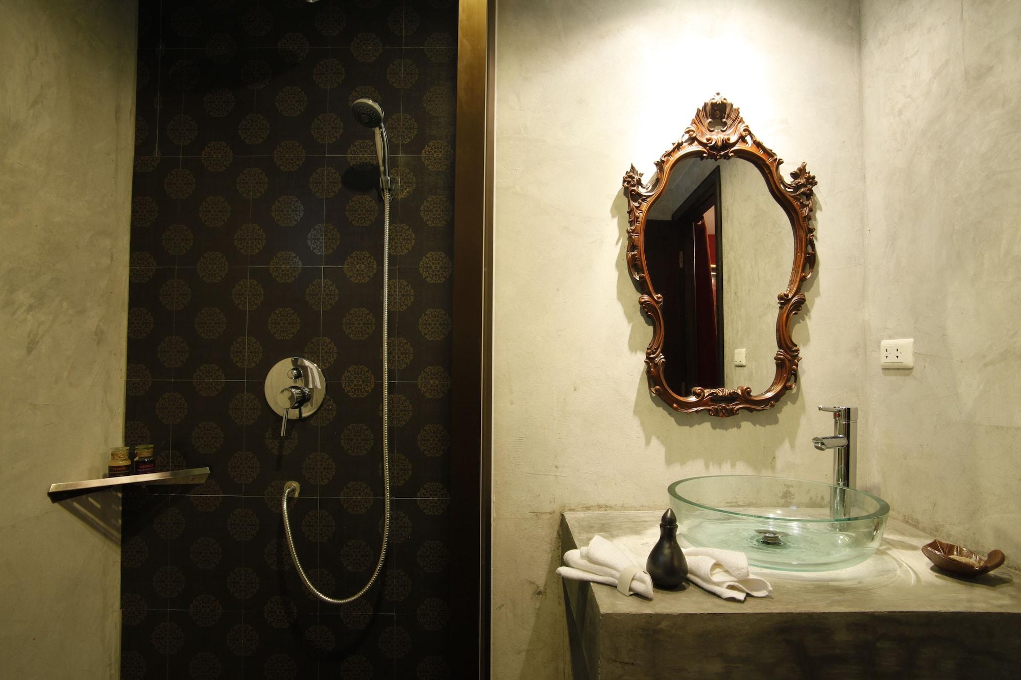 Lilu Chiang Mai Hotel Kültér fotó